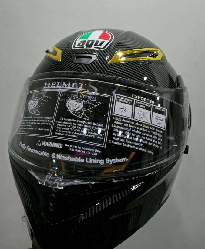 کلاه کاسکت فک متحرک agv
